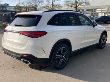 Mercedes GLC C254/X254 Coupe 2.0 200 204KM 2025 MERCEDES-BENZ GLC 200 4-Matic AMG Line 2.0 (204KM) 2025, zdjęcie 4