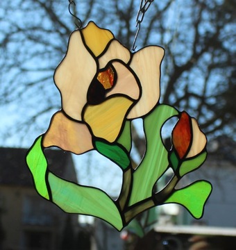 Витраж цветок Модерн Ирис Кремовый Бежевый на окно