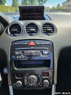 Peugeot 308 I Hatchback 5d 2.0 HDi FAP 140KM 2010 Peugeot 308 CC 2.0HDI Skora Nawigacja 2.0 Diesel 140KM, zdjęcie 23