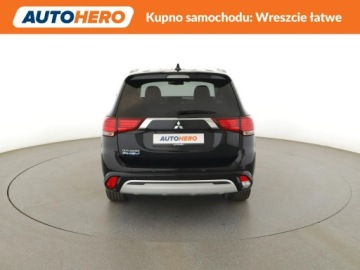 Mitsubishi Outlander III SUV PHEV Facelifting 2020 2.4 PHEV 224KM 2020 Mitsubishi Outlander PHEV automat 4x4 grzane, zdjęcie 6