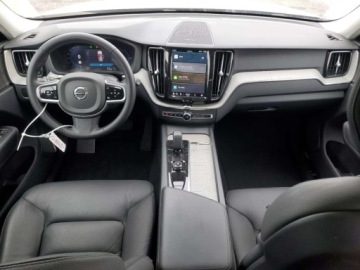 Volvo XC60 II 2025 Volvo XC 60 Plus 2025 2.0l 2.0 Hybryda 247KM, zdjęcie 8