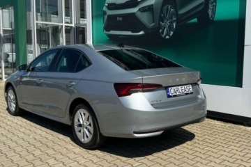 Skoda Octavia IV Liftback 1.5 TSI EVO 150KM 2026 Skoda Octavia Podgrzewane fotele Kamera i czujniki parkowania Duzy Rabat, zdjęcie 23