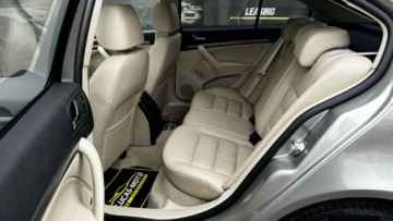 Skoda Octavia II Kombi 1.8 TSI 160KM 2008 Skoda Octavia Bogate wyposazenie, Skory, Ksenony GWARANCJA 1.8, zdjęcie 22