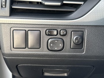 Toyota Avensis III Wagon Facelifting 2015 1.8 Valvematic 147KM 2017 Toyota Avensis 1.8 Premium EU5 MS III (2009-) 1.8, zdjęcie 16