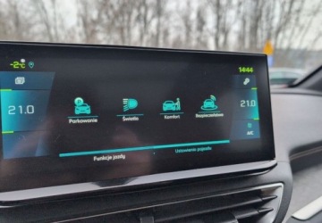 Peugeot 3008 II Plug-In Hybrid Facelifting 1.6 HYBRID4 300KM 2022 Peugeot 3008 1.6 PureTech Hybrid4 PHEV GT Pack SS EAT8 SalonPL Niski Przeb, zdjęcie 28