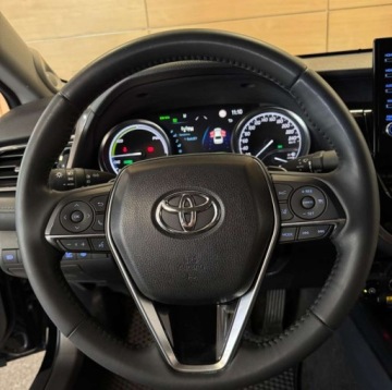 Toyota Camry IX Sedan 2.5 Hybrid Dynamic Force 218KM 2021 Toyota Camry Salon Polska Executive Pakiet VIP R CARS WARSZAWA 2.5 218KM, zdjęcie 9