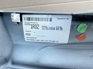 Listwy progowe Mercedes W167 A167 GLE AMG - progi V167