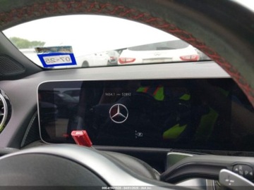 Mercedes GLB 2021 Mercedes-Benz GLB 250 4Matic 2021 2.0l 2.0 Benzyna 221KM, zdjęcie 10