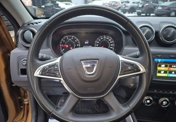 Dacia Duster II SUV 1.5 Blue dCi 115KM 2020 Dacia Duster Oryginal Najbogatsza wersjaKamery 360 1.5 Diesel 116KM, zdjęcie 19