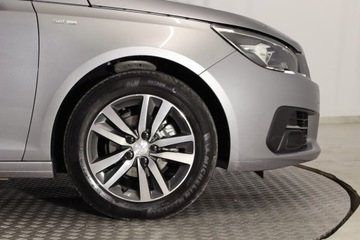 Peugeot 308 II Hatchback Facelifting 1.2 PureTech 110KM 2021 Peugeot 308 1.2 PureTech, Navi, Klima, zdjęcie 14