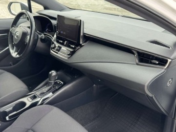 Toyota Corolla XII 2022 Toyota Corolla 1.8 Hybrid Active Niski przebieg LED FV23 BEZWYPADKOWY, zdjęcie 6