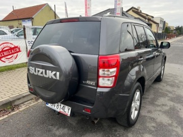 Suzuki Grand Vitara II 2012 Suzuki Grand Vitara 4X4 XENONY NAWIGACJA KLIMATYZACJA GRZANE FOTELE TEMPOM, zdjęcie 2