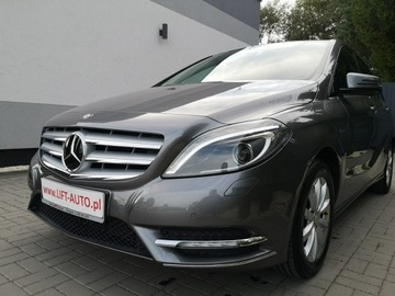 Mercedes Klasa B W246 Sports Tourer 180 BlueEFFICIENCY 122KM 2012 Mercedes B 180 1,6 16v 122KM # Klimatronik# Navi #