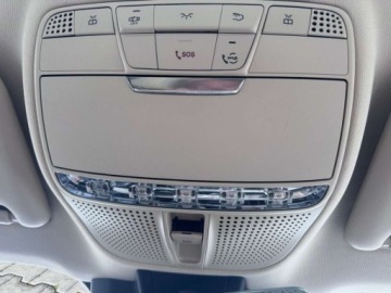 Mercedes Klasa E W213 Limuzyna Plug-in Facelifting 2.0 300de 306KM 2022 Mercedes-Benz Klasa E E 300 de Business Edition AMG Burmester Kamera 36, zdjęcie 25