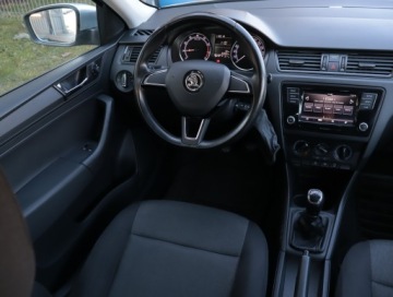 Skoda Rapid II Liftback Facelifting 1.0 TSI 110KM 2019 Skoda Rapid 1.0 TSI, Salon Polska, Serwis ASO, zdjęcie 6