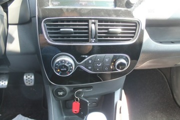 Renault Clio IV Hatchback 5d Facelifting 1.2 Energy TCe 118KM 2016 Renault Clio ROK 2016 POJ 1,2 118KM, zdjęcie 17