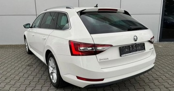 Skoda Superb III Kombi Facelifting 2.0 TDI SCR 150KM 2019 Skoda Superb Skora Automat Navi Webasto Hak Parktronic FV23, zdjęcie 3