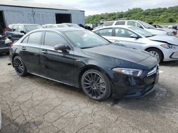 Mercedes Klasa A W177/V177 2021 Mercedes-Benz Klasa A 2021, 2.0L, 4x4, 35 AMG, od ubezpieczalni 2.0 Benzyna, zdjęcie 3