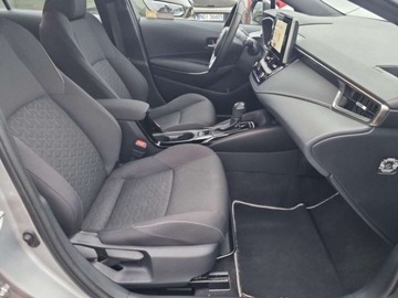 Toyota Corolla XII TS Kombi 1.8 Hybrid 122KM 2022 Toyota Corolla Toyota Corolla 1.8 Hybrid ComfortTech, ASO, 1 Wlasciciel, V, zdjęcie 9