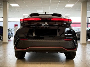 Toyota C-HR II SUV Plug-In 2.0 Hybrid Dynamic Force Plug-in  223KM 2025 Od ręki - Tokyo Edition 2.0 PHEV Dynamic Force 223KM | Podgrzewane fotele!, zdjęcie 4