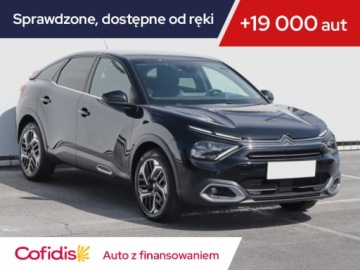 Citroen C4 III SUV 1.2 PureTech 130KM 2022 Citroen C4 1.2 PureTech, Salon Polska