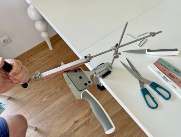 ПРОФЕССИОНАЛЬНОЕ КОЛЕСО ДЛЯ ЗАТОЧКИ НОЖЕЙ, 4 КАМНЯ