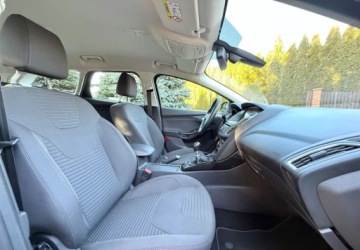 Ford Focus III Kombi Facelifting 1.0 EcoBoost 125KM 2015 Ford Focus Ford Focus 1.0 EcoBoost Titanium Benzyna 125KM, zdjęcie 28