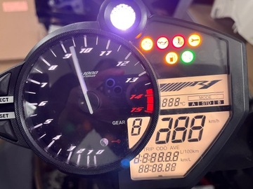 Yamaha R1 RN22 09 11 zegar licznik