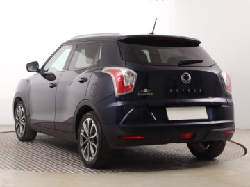  SsangYong Tivoli 1.6 e-XGi, Salon Polska, Navi, zdjęcie 3