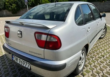 Seat Cordoba II Sedan 1.4 60KM 2002 Seat Cordoba 1.4 Benzyna 2002 r, zdjęcie 2