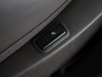 Renault Espace V Van 1.6 Energy TCe 200KM 2017 Renault Espace automat full LED szyberdach, zdjęcie 39