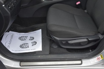 Toyota Avensis II Kombi 2.0 D-4D 126KM 2009 Toyota Avensis TOYOTA AVENSIS 2.0D4D 126KM Xenon Czujniki Parkowania Salon, zdjęcie 19