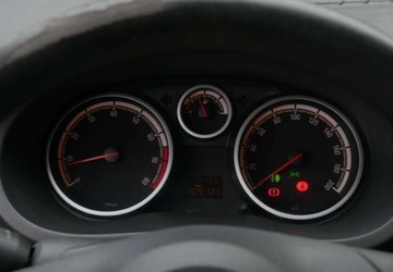 Opel Corsa D Hatchback 1.4 Twinport ECOTEC 100KM 2011 Opel Corsa Opel Corsa 1.4 16V Edition 1.4 Benzyna 100KM, zdjęcie 29