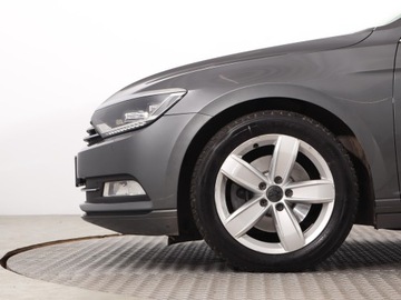 Volkswagen Passat B8 Variant 2.0 TDI BlueMotion SCR 150KM 2017 VW Passat 2.0 TDI, Salon Polska, Automat, VAT 23%, zdjęcie 14