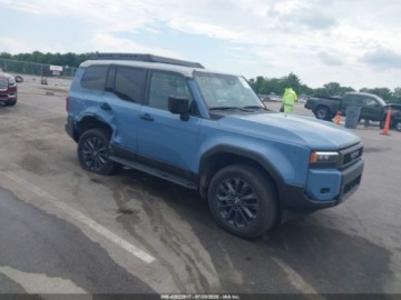 Toyota Land Cruiser VIII 2024 Toyota Land Cruiser 2024 TOYOTA LAND CRUISER 2.4 Hybryda 326KM, zdjęcie 2