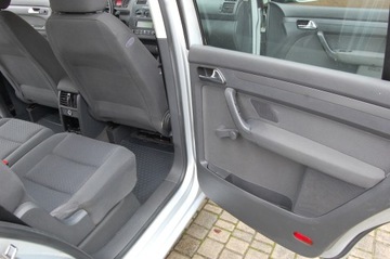 Volkswagen Touran I 2004 VW Touran Klima Sprawna 1.6MPI 102PS Oryginalny Lakier, zdjęcie 25