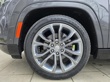 Jeep Wagoneer II 2022 Jeep Grand Wagoneer V8 HEMI 6,4l 477KM SERIES II * Przebieg:33, 858km, zdjęcie 39