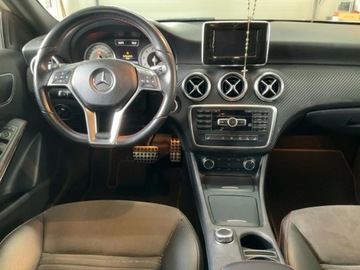 Mercedes Klasa A W176 Hatchback 5d 1.6 180 BlueEFFICIENCY 122KM 2014 Mercedes-Benz A-Klasse A 180 BlueEfficiency AMG Sport, zdjęcie 12
