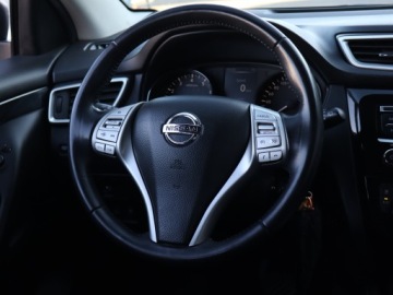 Nissan Qashqai II Crossover 1.2 DIG-T 115KM 2016 Nissan Qashqai 1.2 DIG-T, Salon Polska, Automat, zdjęcie 15