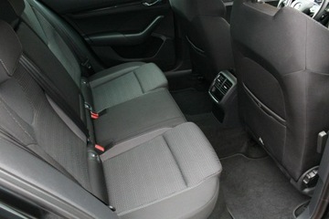 Skoda Octavia III Liftback Facelifting 1.5 TSI ACT 150KM 2020 Skoda Octavia AMBITION 1.5 TSI Salon Polska GWARANCJA SelectCar+ FV 23%, zdjęcie 14