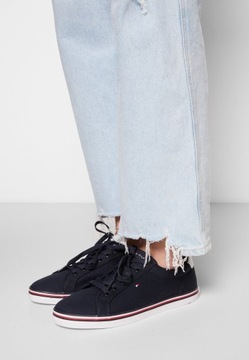 TOMMY HILFIGER FW0FW06178 TRAMPKI DAMSKIE 38 1TFK