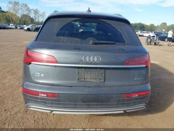 Audi Q7 II 2021 Audi Q7 2021 r., 2,0L PREMIUM PLUS 45 TFSI QUATTRO S TRONIC 2.0 Benzyna, zdjęcie 4