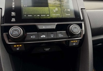 Honda Civic X Hatchback 5d Facelifting 1,0 VTEC TURBO 126KM 2020 Honda Civic 1.0 TURBO kamera 126KM gwarancja bezwypadkowy MANUAL 101.000, zdjęcie 29