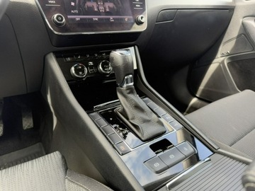 Skoda Superb III Kombi Facelifting 2.0 TDI SCR 150KM 2019 Škoda Superb Skoda Superb 2.0 TDI 150KM 2019, zdjęcie 31