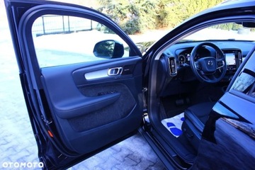 Volvo XC40 Crossover 2.0 D3 150KM 2019 Volvo XC 40 Volvo XC 40 D3 Momentum Pro 2.0 Diesel 150KM, zdjęcie 31