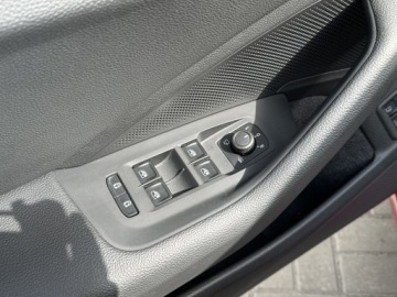 Skoda Superb IV Kombi Plug-in 1.5 TSI iV Plug-In 204KM 2025 Skoda Superb Combi 1.5 TSI Plug-in Hybrid 204KM L&amp;, zdjęcie 32