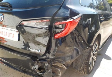 Toyota Corolla XII TS Kombi 1.8 Hybrid 122KM 2022 Toyota Corolla Okazja 1.8 Hybryda 122KM, zdjęcie 8