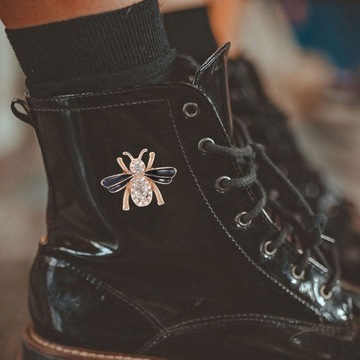 ЗАЖИМЫ ДЛЯ ОБУВИ СВИТЕРА КАРДИГАНА С ПРЯЖКОЙ ПЧЕЛКА 4 ШТ.