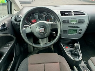 Seat Leon II 2.0 FSI 150KM 2005 Seat Leon 2.0 FSI + LPG 05r, zdjęcie 6