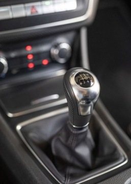 Mercedes Klasa A W176 Hatchback 5d Facelifting 180 122KM 2017 Mercedes-Benz Klasa A 180 Style 1.6 Benzyna 122KM, zdjęcie 14